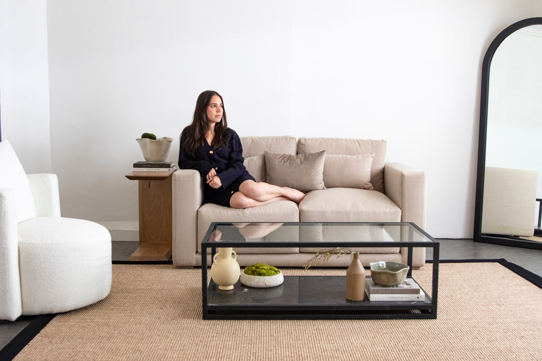 Sofá Living / Mesa de Centro Living / Tapete Henequén Rattan